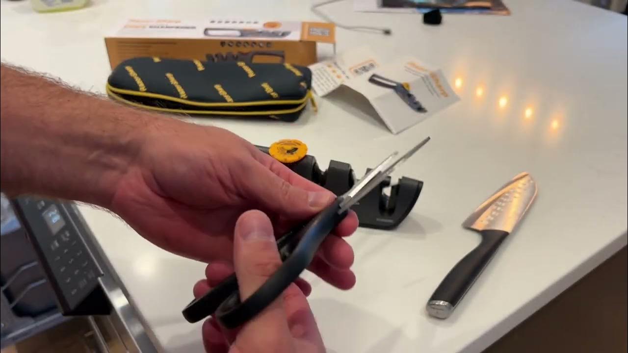 RAZORSHARP™ Knife Sharpener With Adjustable Angle Guide — DiamondCoated Ceramic My Review