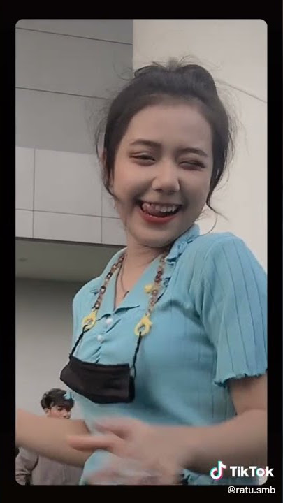 TIK TOK RATU AULIA YANG LAGI VIRAL!! PAKE LAGU || DJ BAGAIMANA LANJUT || VIRAL 2021