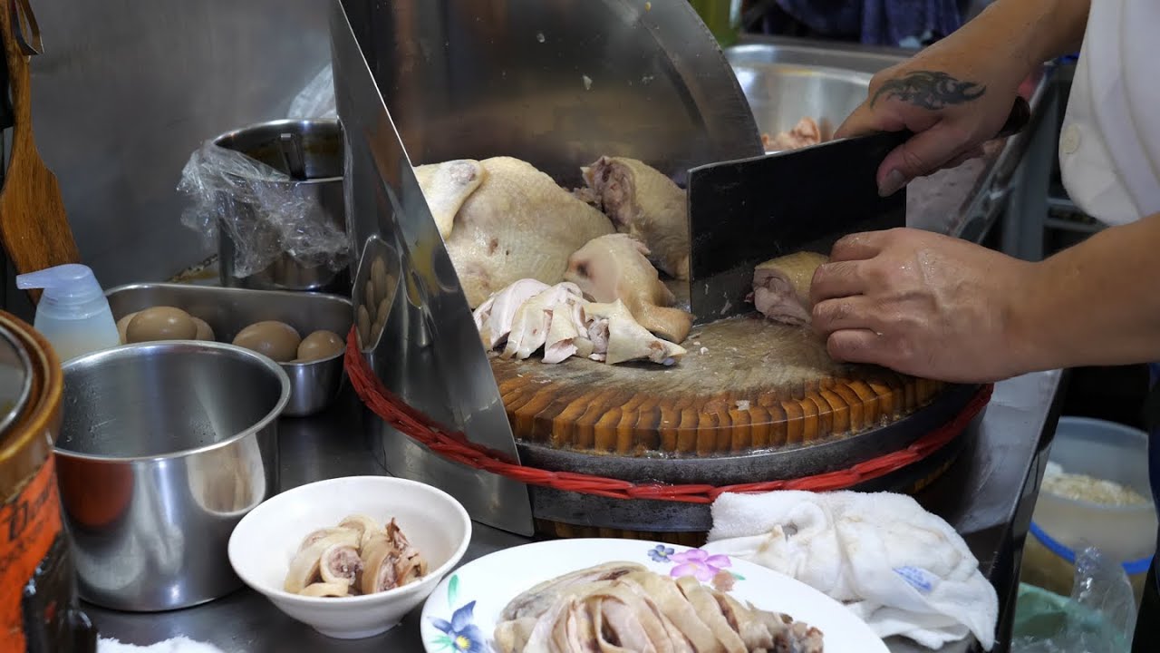 Scallion Oil Chicken, Braised Mince Rice, Chicken Offal Soup, Side Dish - 羅東美食 雞肉亮黑白切
