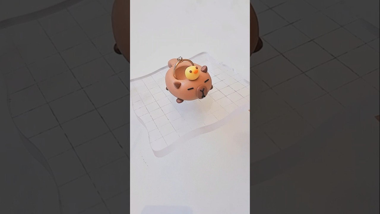 Лепим держатель для кольца «Капибара» из полимерной глины 