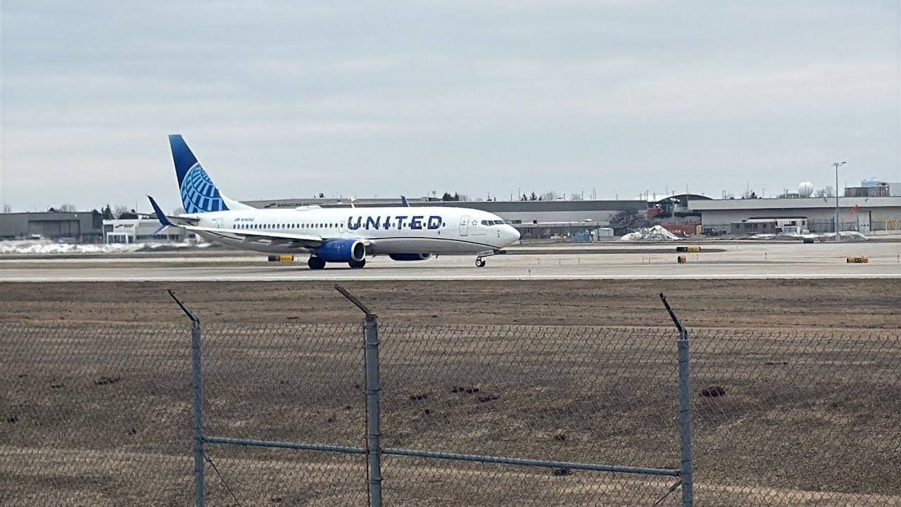 Plane Spotting at GRR Airport View Park | Gerald R. Ford International Airport ✈️