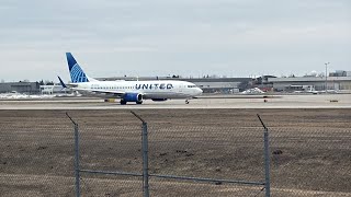 Plane Spotting At Grr Airport View Park Gerald R. Ford International Airport
