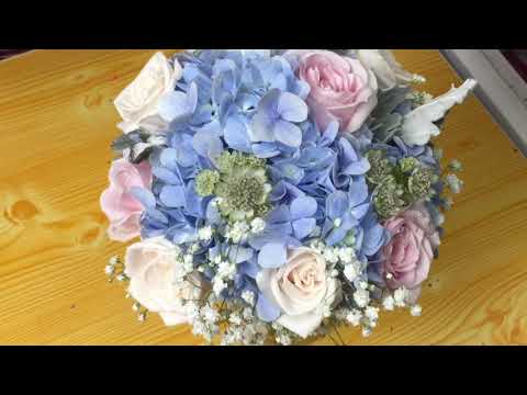 How to wrap a hydrangea and roses bridal bouquet