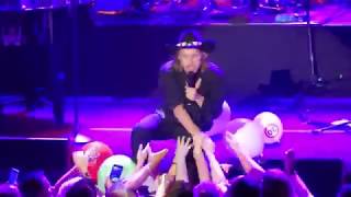 Take That - Out Of Our Heads / Everlasting - Amsterdam (2019)