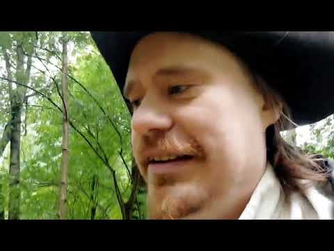 Älä sano laitaoikeisto - sano äärieksyneistö
