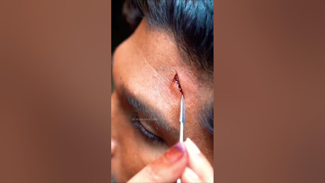 How to make up pushparaj face | Allu Arjun | Pushpa | #pushpa #Theggedele #rashmikamandanna #shorts