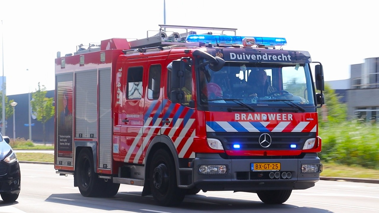 [ZEER GROTE BRAND Haven Amsterdam] 14X Brandweer, Politie en Ambulance met spoed