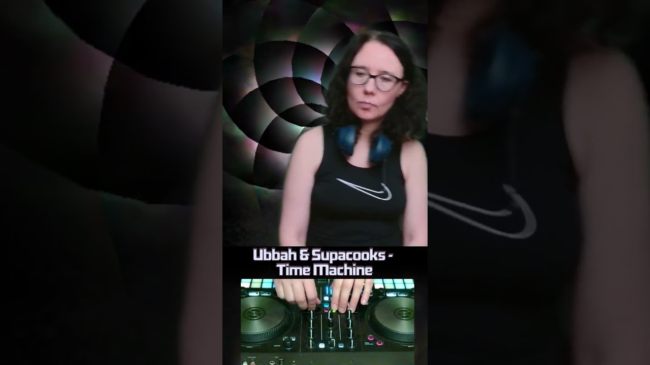 YouTubeでUbbah & Supacooks - Time Machine #remix #melodictechno #progressivehouse #shortsを視聴 YouTubeでUbbah & Supacooks - Time Machine #remix #melodictechno #progressivehouse #shortsを視聴
