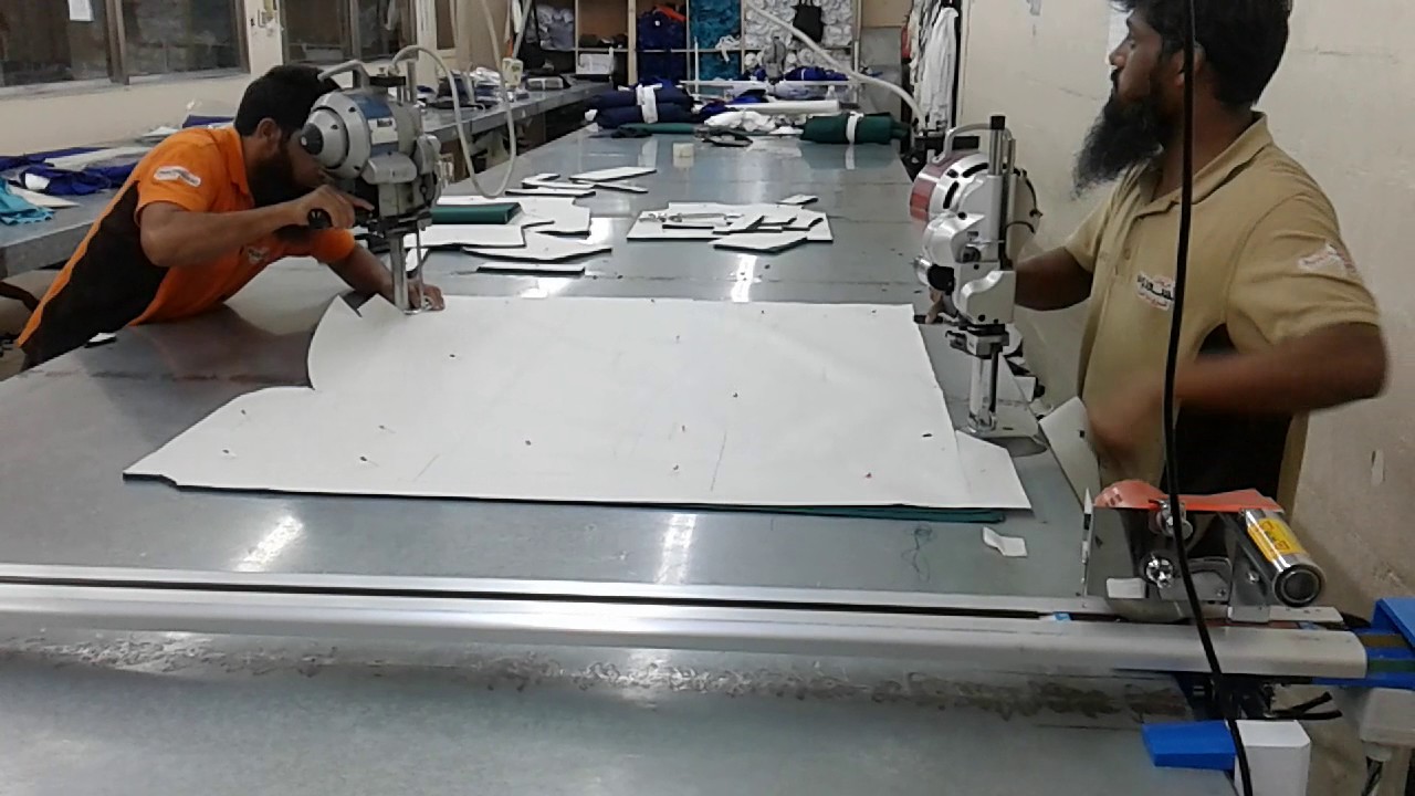 How to cutting garments via cad cam papper - YouTube