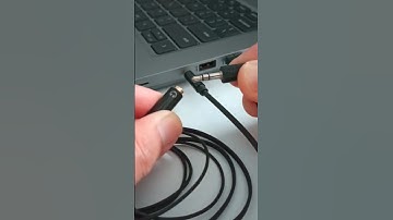 How to unplug a mic-less earphone jack from a 3.5mm male to 2 female audio splitter #shorts