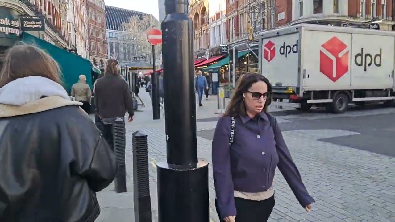 От церкви Святого Мартина в полях до Пикадилли-серкус, Лондон.