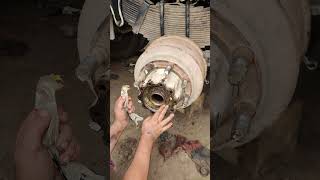 Good Trick Wheel Hub Greasing _Good tools and Machinery Make Work Easy viral trending