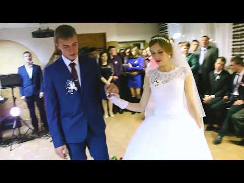 Наречена в білім платті перший танець гурт Кураж 