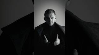 Super Cool And Easy Way To Take Professional Profile Photo At Home.