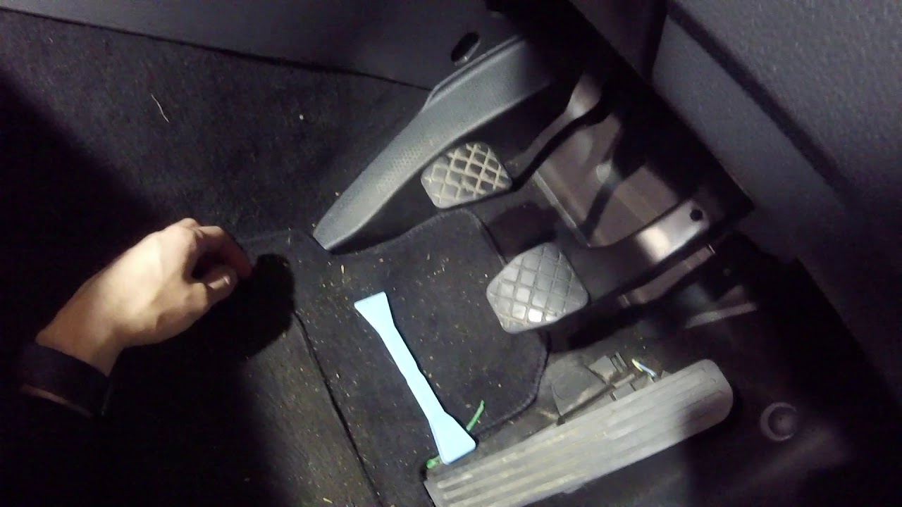 How to remove VW MK5 Golf Centre Console Removal YouTube