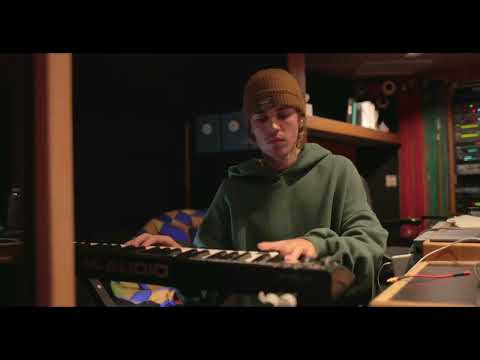 Justin Bieber & Usher Spotted Cooking New 2025 Hit?! 👀 (Exclusive Clip Inside)