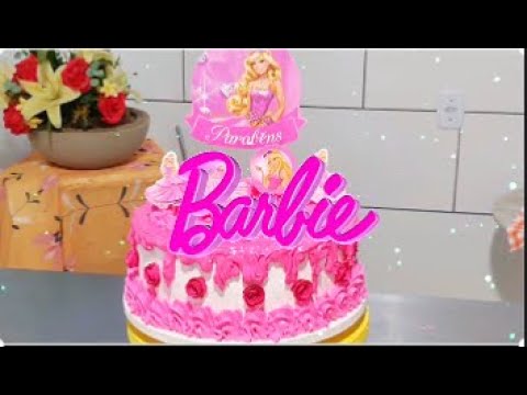 BOLO DA BARBIE A FEBRE DO MOMENTO 😍 / UMA DECORAÇÃO LINDA ROSA COM  BRILHO@PARISCAKEDESIGNER 