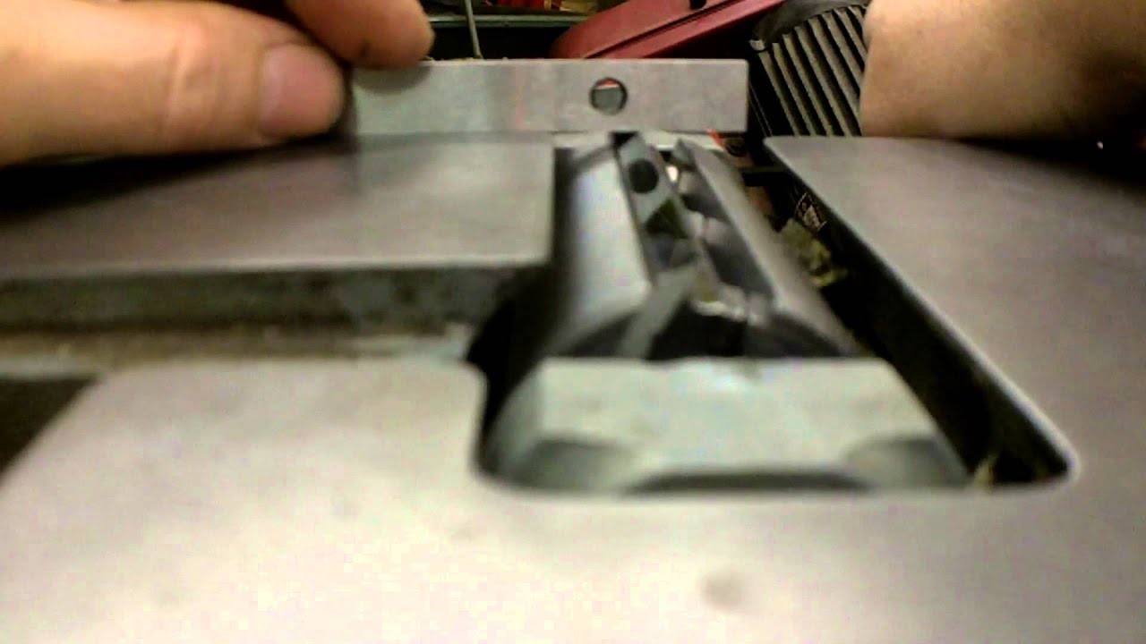 Setting Jointer Knives on a Rockwell 4" Jointer - YouTube