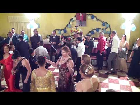 Fratii de Aur - Sunt omul care face bani (Live Version) #2018