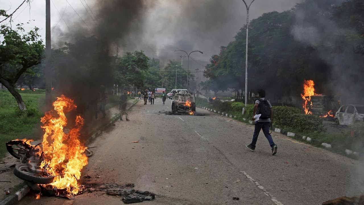 At least 28 dead, 200 injured in violent protests over Indian guru's rape conviction