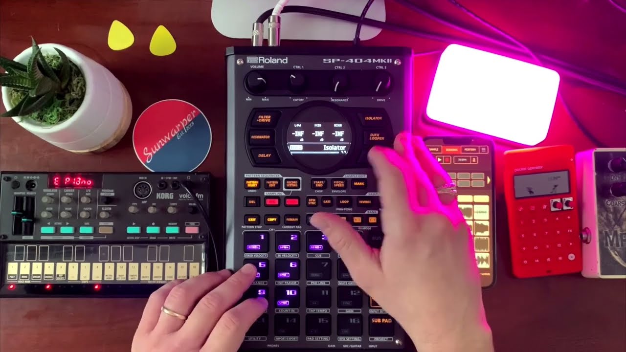 SP404 Sample Flip 03: Hazy Lofi with Koala Sampler, Volca FM
