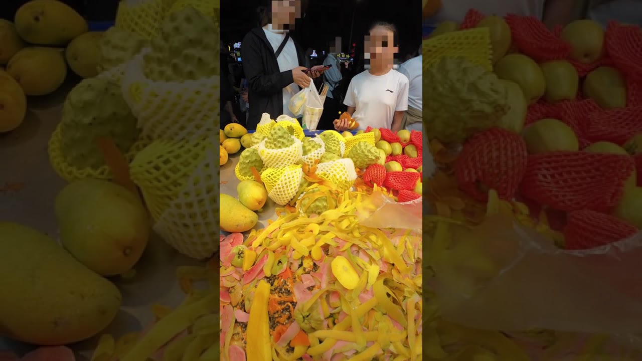 夜市狂欢：重返工作岗位首日，长队络绎不绝