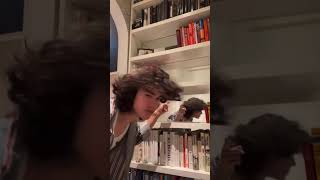 Hes So Hot And Cute Its Crazyyy conangray peoplewatching conehead coneheads