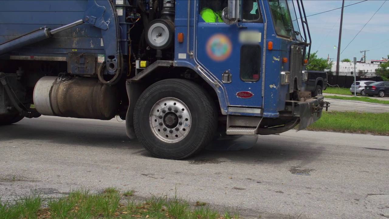 Super Wubble vs Garbage Truck Runs Over it! YouTube