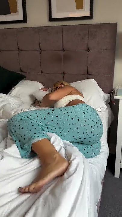bed lessons from sexy mature milf mom #funk #anime #avee_player #phonkmusic #viral #trend #outfit