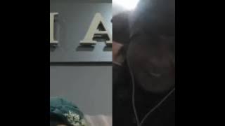 Download lagu kerenn Dedy Dores Bernyanyi tanpa Kaca mata 👍👍👍