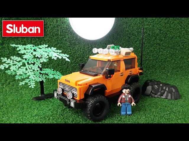 KLOCKI SLUBAN B1013 Suv Wey Tank Skrętne Koła Model Bricks 302 El