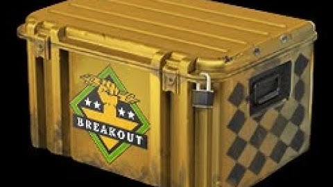 Opening 10 Operation Breakout Weapon Cases CSGO