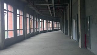 Biking Inside an Abandoned Mall in China