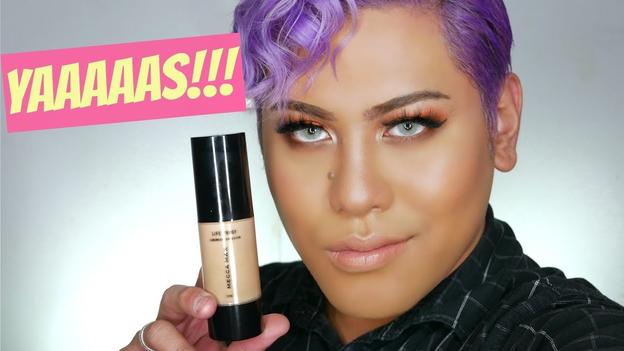 AMAZING LONGWEAR FOUNDATION FOR OILY SKIN MECCA MAX LIFE PROOF