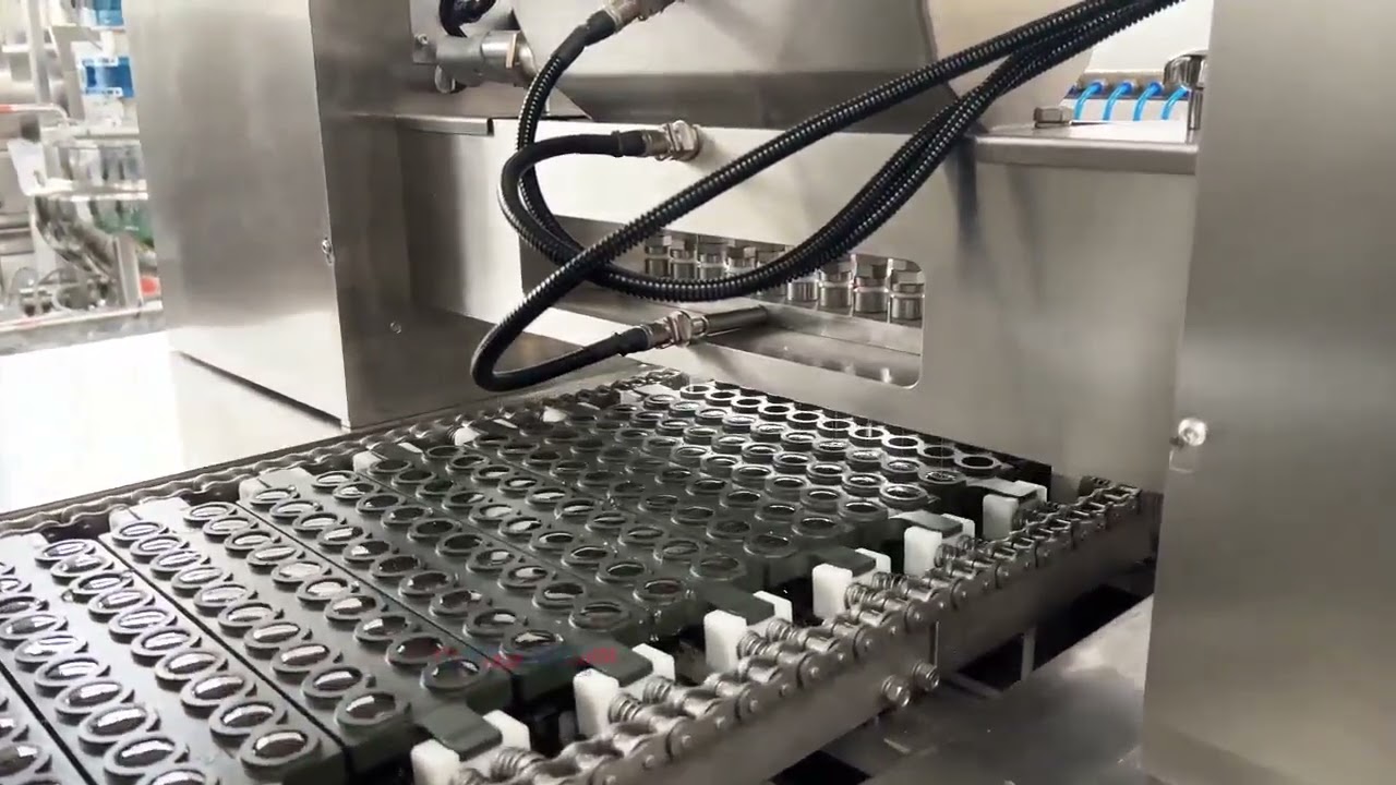 strawberry gummy depositor machine