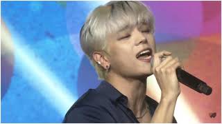 Kim Woojin - My Growing Pains (live in Vlive)