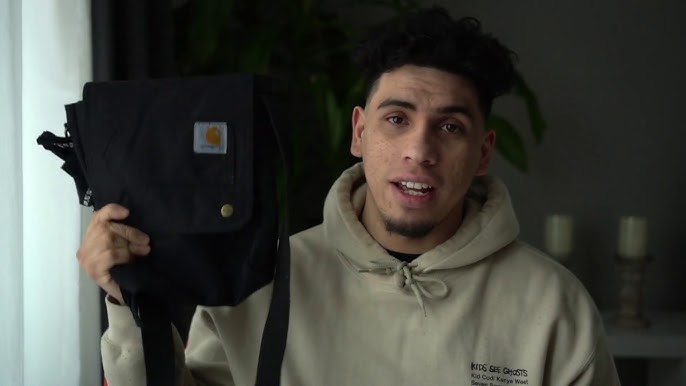 carhartt wip delta shoulder bag🎒 (they must work at the same