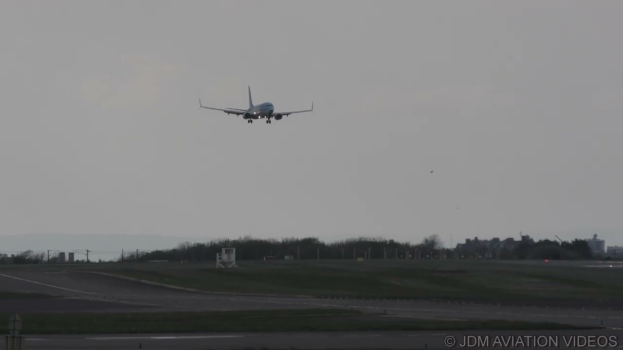 TUI B737 Crew training at Prestwick Airport 23rd April 2025