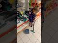 Umay marketi temizlemeye kalktı 😱💥#youtubeshorts #alışveriş #funny #temizlik #umaykidz #keşfet