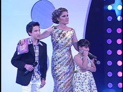 Erick Méndez - Pequeños Gigantes Ecuador - Primera Gala - YouTube