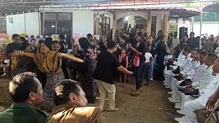 UPACARA ADAT KELUARGA PELEPASAN JENAZAH ALM.  PAULUS MOA//BUPATI SIKKA 2003-2008