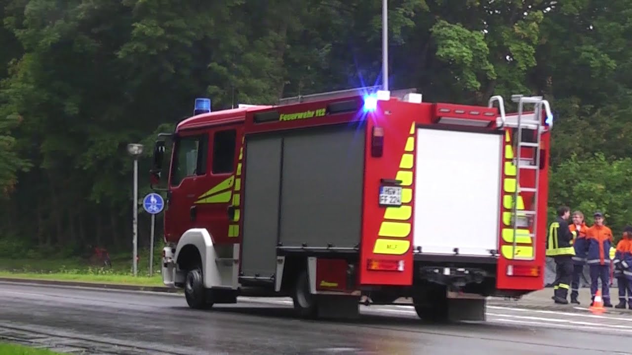 [Zusammenschnitt!] Einsatzfahrten von Berufs- und Freiwilliger Feuerwehr Hansestadt Greifswald