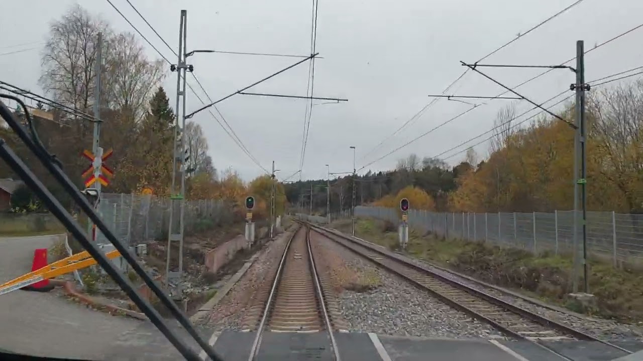 POV train driver: Västerhaninge-Nynäshamn centrum #traindriver #railway #cabview #pendeltåg #järnväg