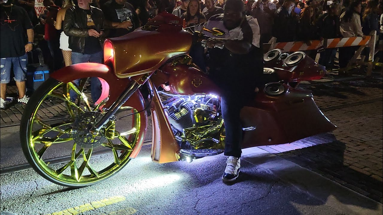 Lonestar Biker Rally Galveston Texas 2023 THE STRAND At NIGHT lonestar-biker-rally-galveston-texas-2023-the-strand-at-night