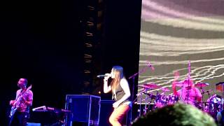 Charice - Before It Explodes (F1 SIngapore 23.09.2011)