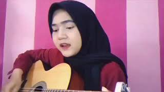 Cewe Hijab Cantik Nyanyi Lagu Harusnya