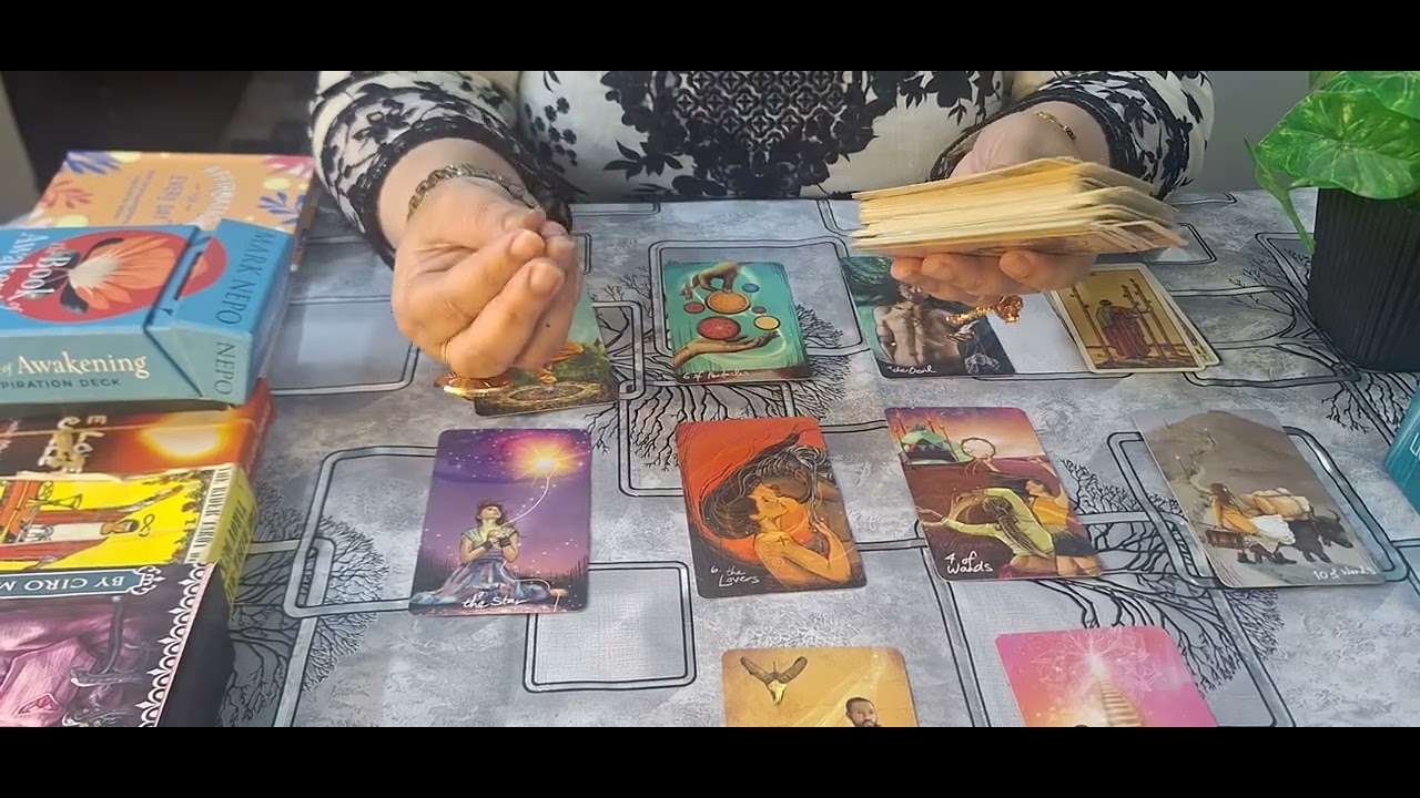 ♥️WHAT THEY FEEL FOR YOU AND THE CONNECTION THIS PERSON STILL IN LOVE WITH YOU♥️TIMELESS,COLLECTIVE.