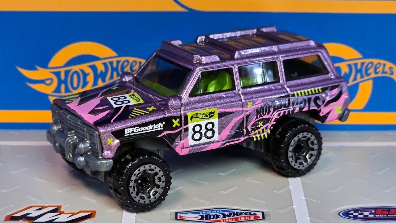 1988 Jeep Wagoneer - Hotwheels - Unboxing. - YouTube