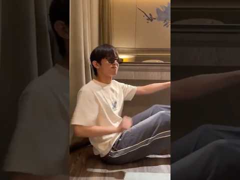 woke up fr 🏎️💨 #SB19 #SB19_JUSTIN #bugatti