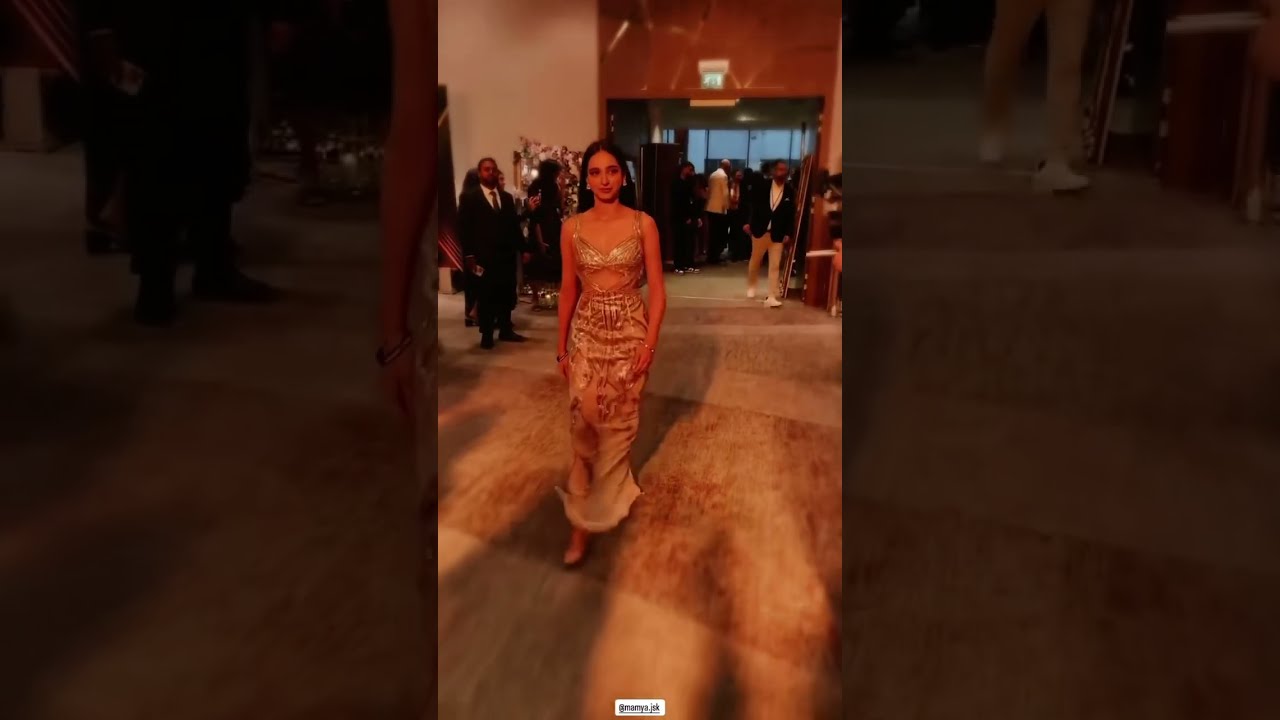 Most Bold Pakistani Actress Mamya In Liz Style Awards